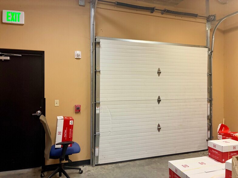 More Photos Of 3231 N Star Cir, Louisville Office For Lease