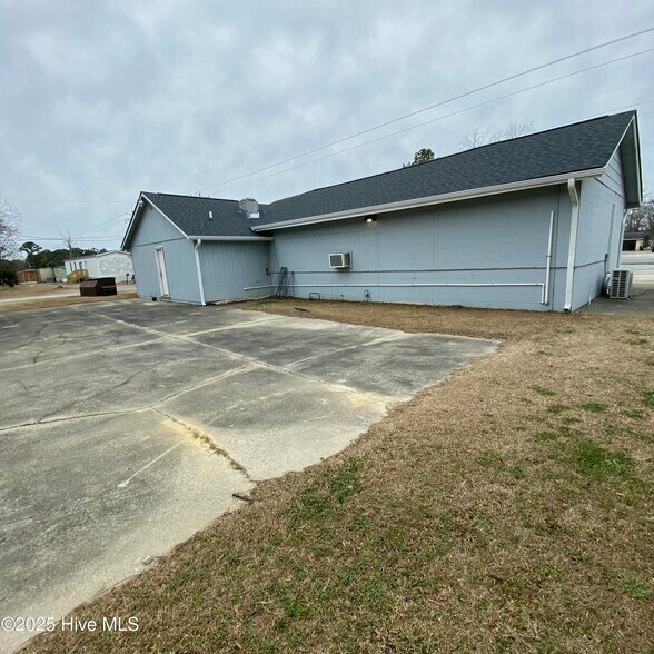 More Photos Of 700 N Kinston Blvd, Pink Hill Storefront Retail Office For Sale