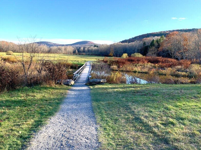 More Photos Of 218 NY-296, Windham Hotel For Sale