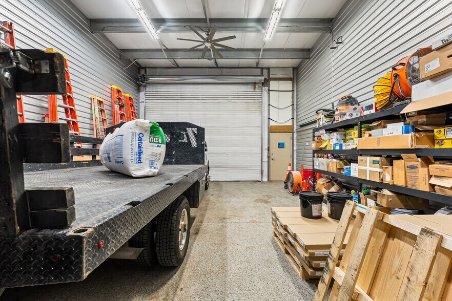 More Photos Of 9341 Commerce Center St, Highlands Ranch Warehouse For Sale