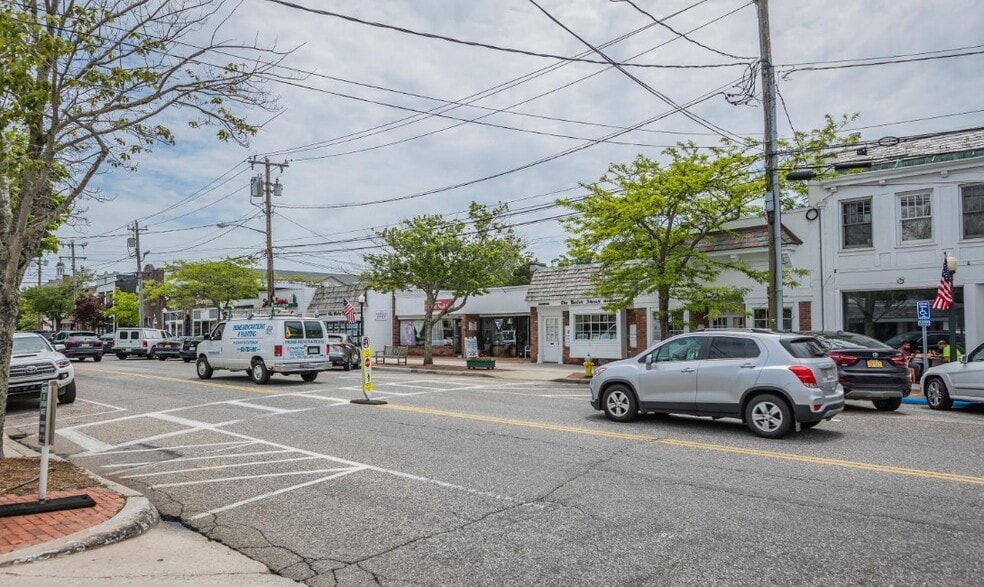 More Photos Of 1 Hampton Rd, Southampton Storefront Retail Office For Sale