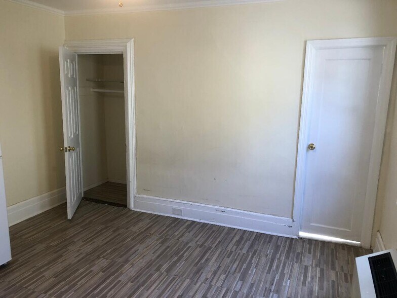 More Photos Of 340 Maple Ave, Westbury Apartments For Sale