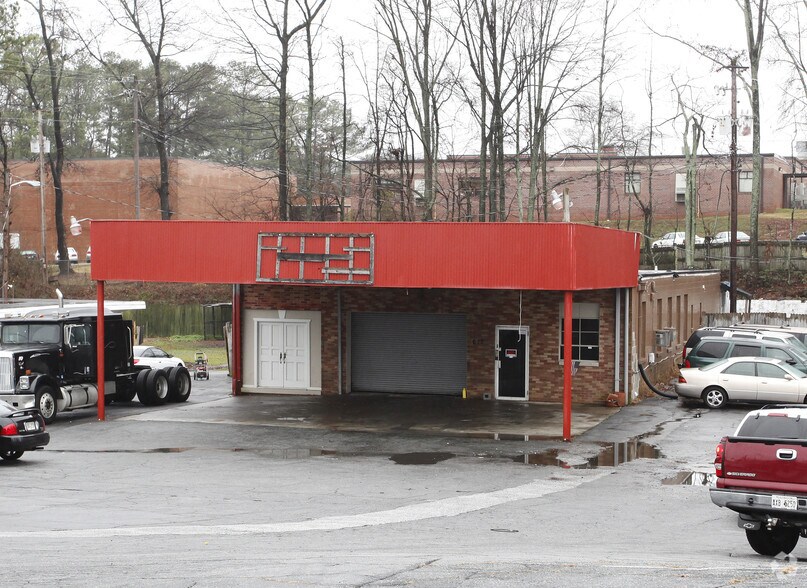 More Photos Of 670-686 Roswell St NE, Marietta Unknown For Lease