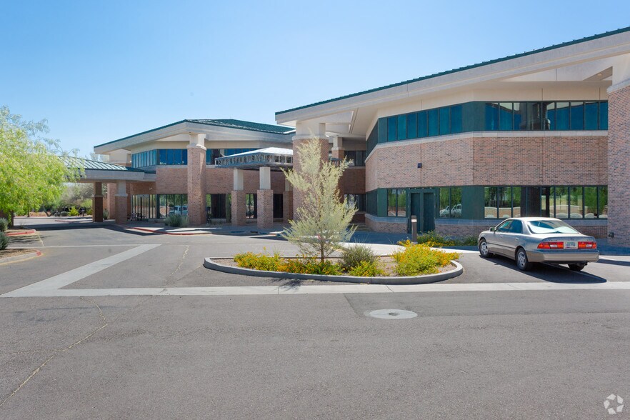 Primary Photo Of 17500 N Perimeter Dr, Scottsdale Hospital For Lease