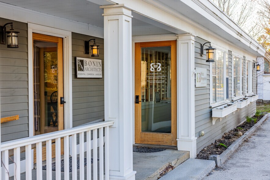 More Photos Of 210 Main St, New London Storefront Retail Residential For Sale