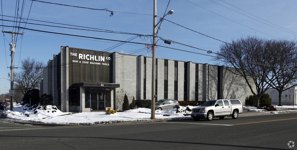 Primary Photo Of 40 Allen Blvd, Farmingdale Manufacturing For Lease
