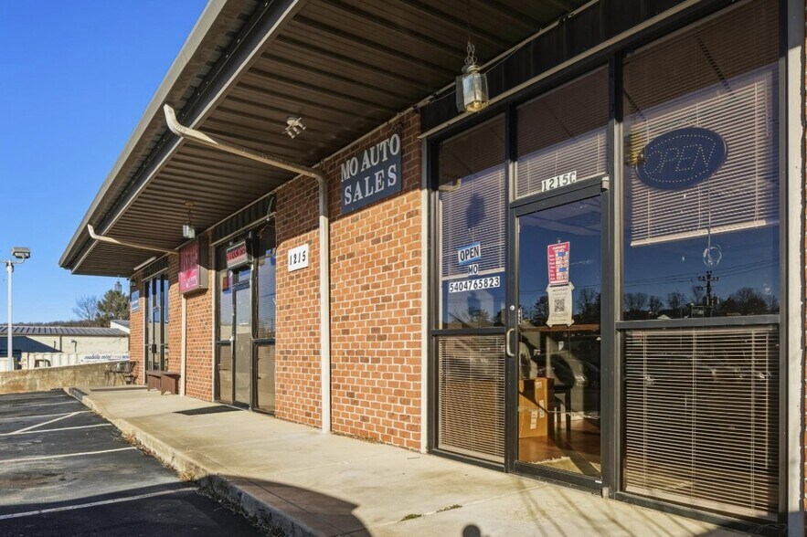 Primary Photo Of 1215 Greenville Ave, Staunton Freestanding For Lease