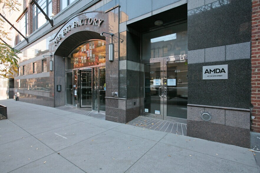 More Photos Of 421 W 54th St, New York Apartments For Sale