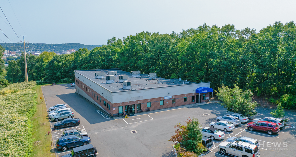 Primary Photo Of 209 Highland Ave, Waterbury Medical For Sale