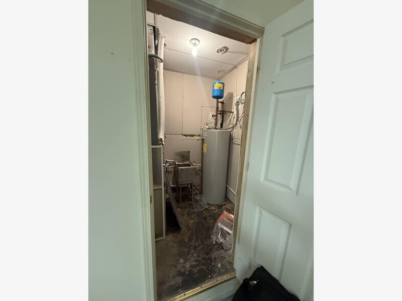 More Photos Of 338 N Washington Ave, Pulaski Office For Lease