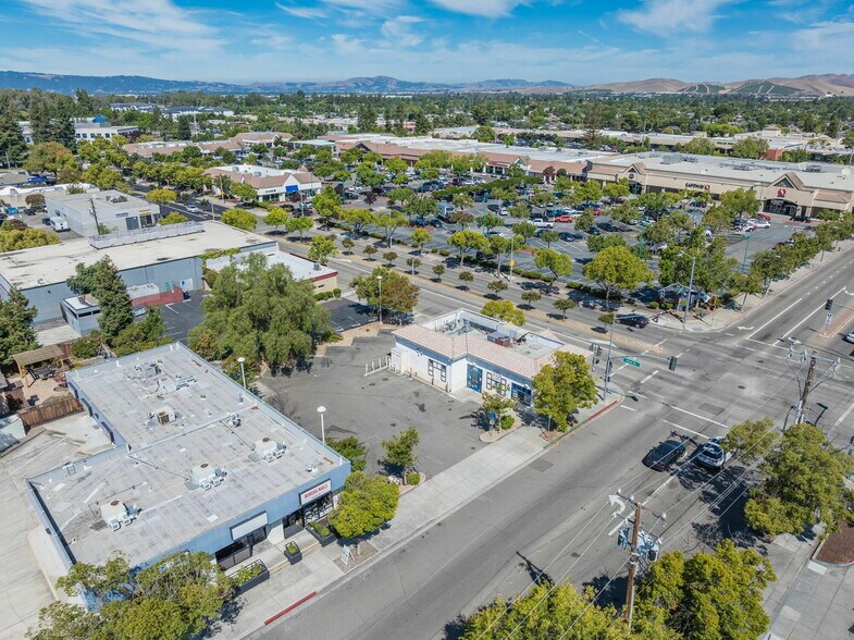 More Photos Of 1593 1st St, Livermore Fast Food For Lease