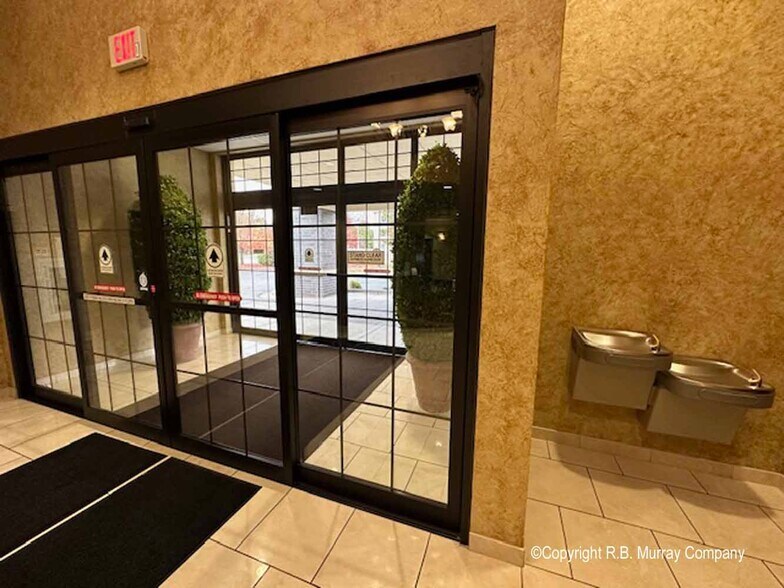 More Photos Of 3250 S Delaware Ave, Springfield Medical For Sale