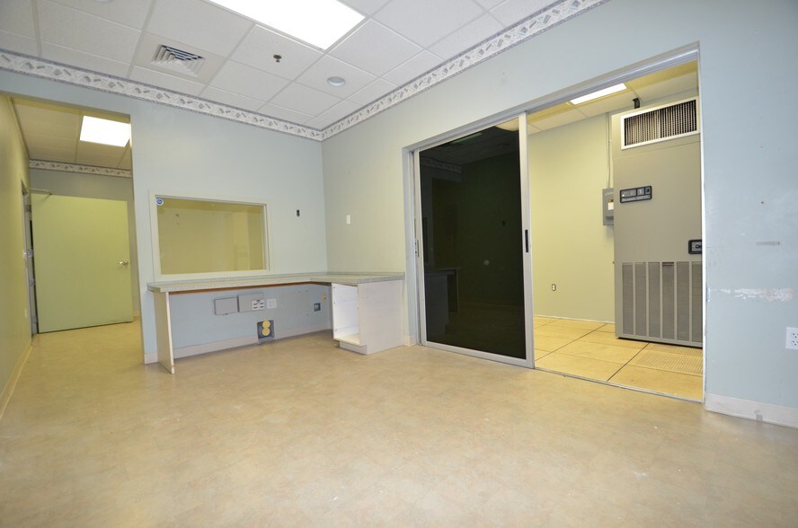 More Photos Of 1680 Dunlawton Ave, Port Orange Office For Sale