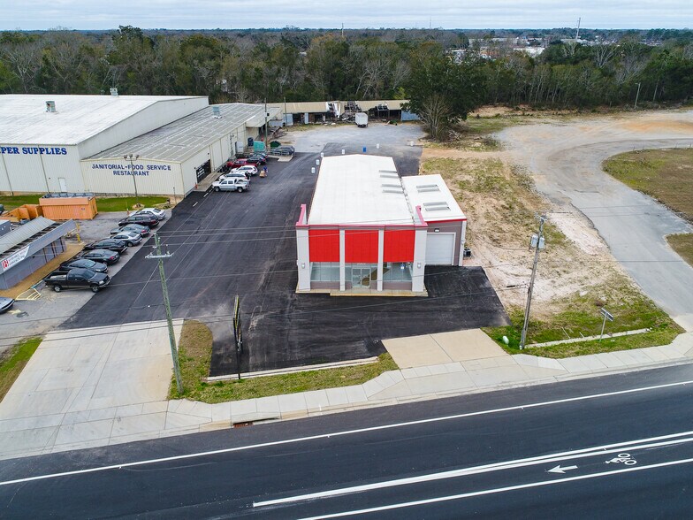 More Photos Of 8969 Pensacola Blvd, Pensacola Auto Repair For Sale