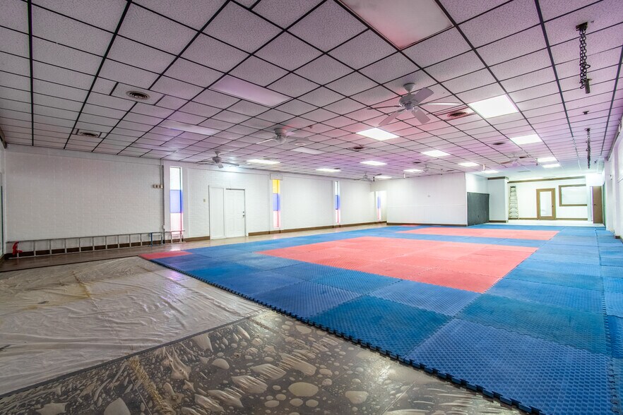 More Photos Of 4929 Everhart Rd, Corpus Christi Freestanding For Sale