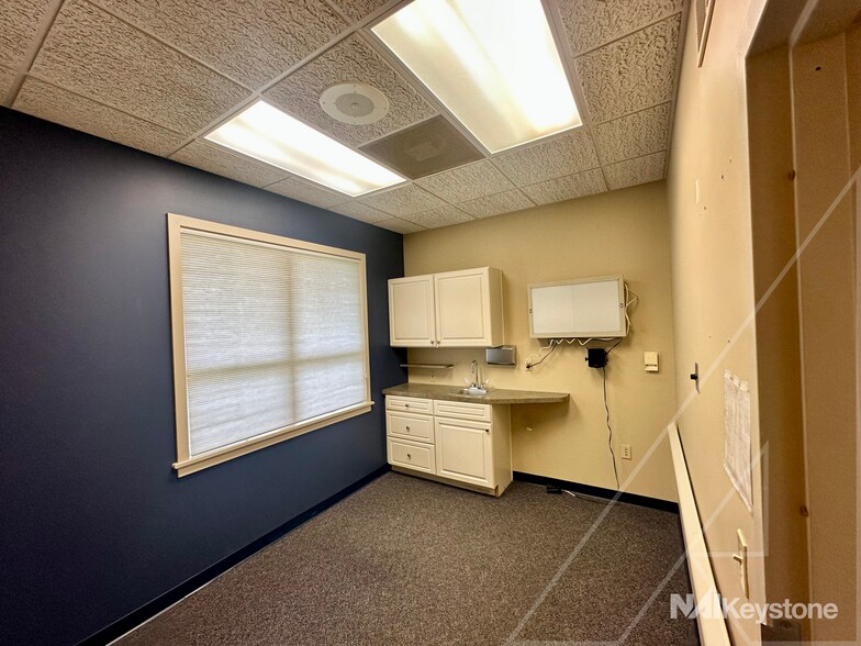 More Photos Of 2201 Ridgewood Rd, Wyomissing Medical For Sale