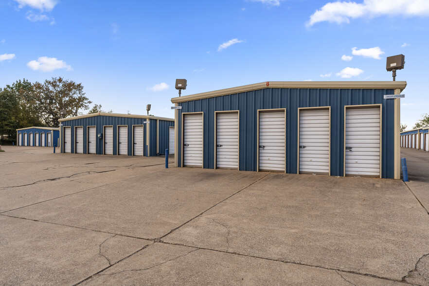 Primary Photo Of 11585 State Highway 64 E, Tyler Self Storage For Sale