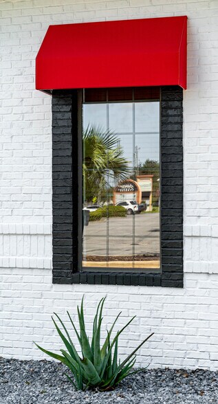 More Photos Of 1012 Airport Rd, Destin Office Residential For Sale