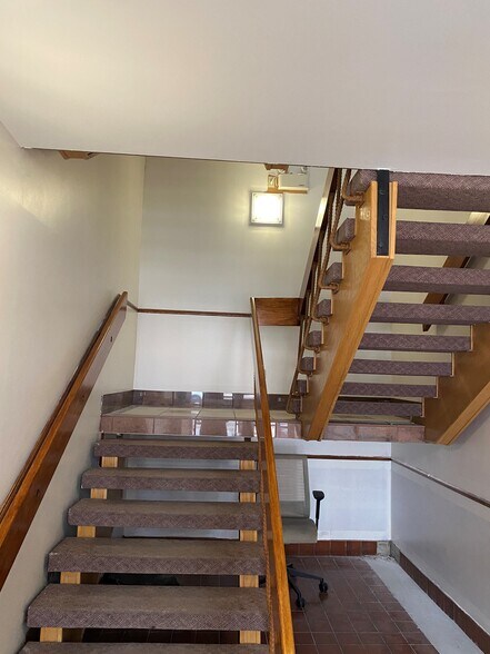 More Photos Of 102 Main St E, Hawkesbury Storefront Retail Office For Lease