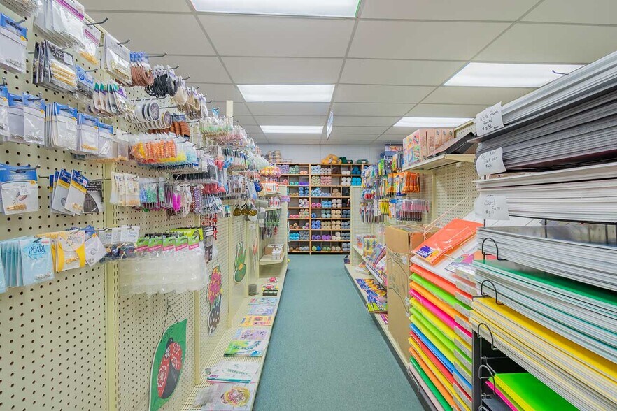 More Photos Of 221 Kennedy Memorial Dr, Hoyt Lakes Freestanding For Sale