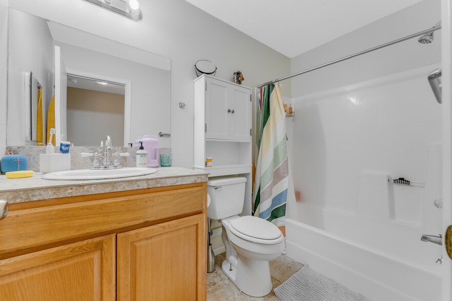 More Photos Of 940 Stewart St, Morgantown Apartments For Sale