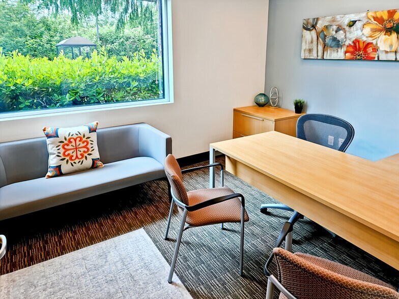 More Photos Of 22722 29th Dr SE, Bothell Coworking Space