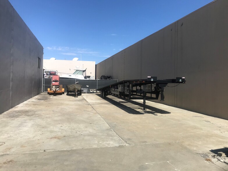 More Photos Of 434 Victory Ave, South San Francisco Manufacturing For Sale