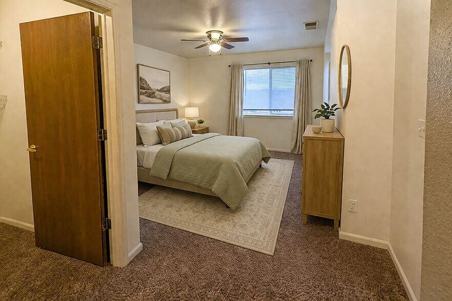 More Photos Of 1041 W 24th St, Rifle Apartments For Sale