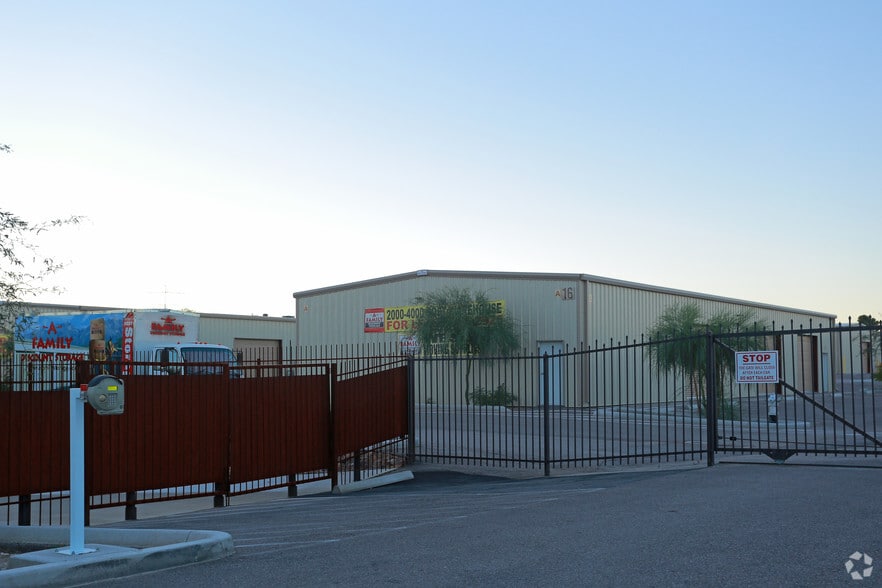 More Photos Of 8950 E Speedway Blvd, Tucson Warehouse For Lease