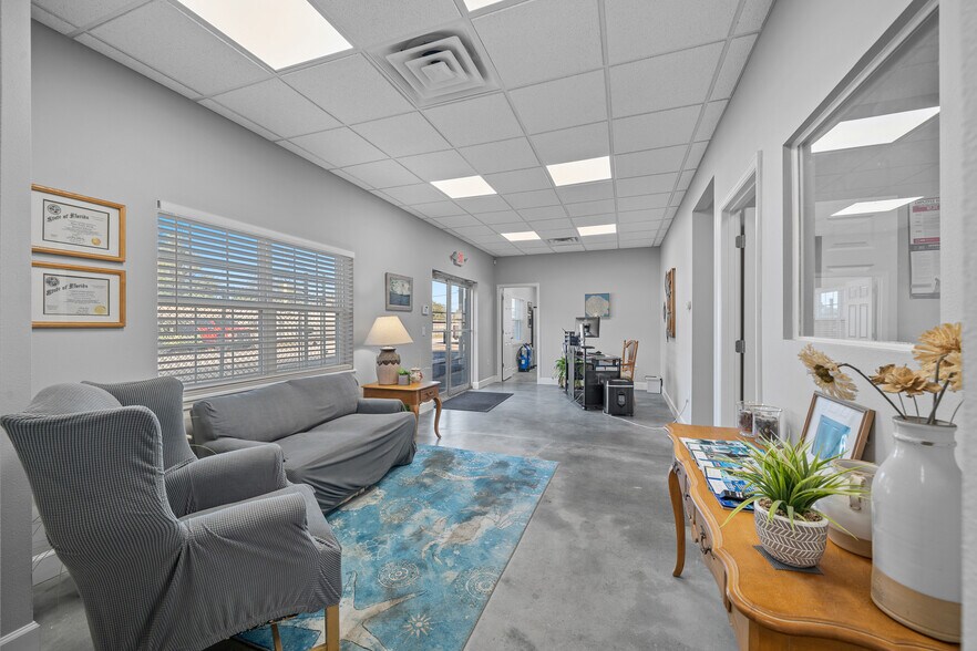 More Photos Of 943 NW 17th Ave, Ocala Warehouse For Sale