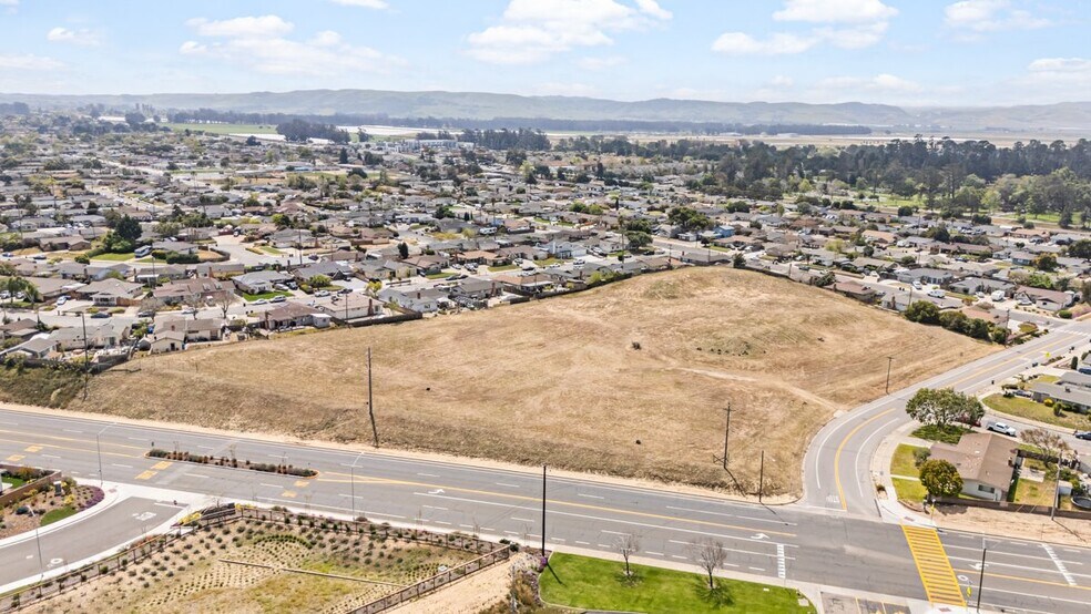 More Photos Of 400 Waller, Santa Maria Land For Sale