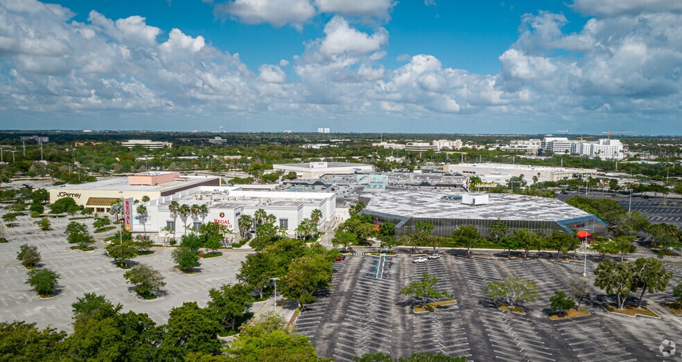 Primary Photo Of 8000 W Broward Blvd, Plantation General Retail For Sale