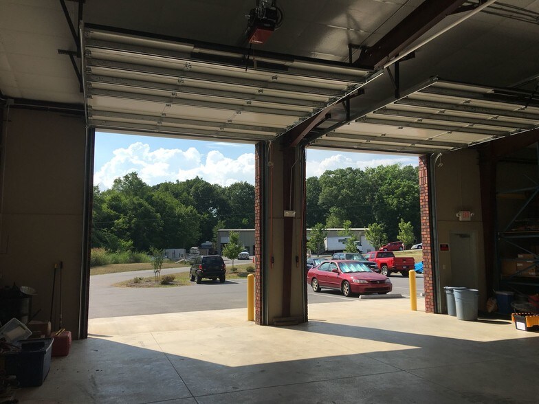 More Photos Of 4950 Stough Rd SW, Concord Flex For Sale