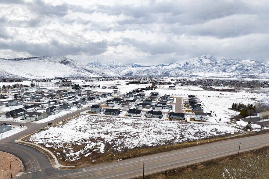 More Photos Of 922 E 40 Hwy, Heber Land For Sale