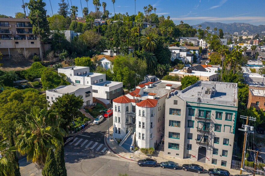 More Photos Of 3209 Descanso Dr, Los Angeles Apartments For Sale