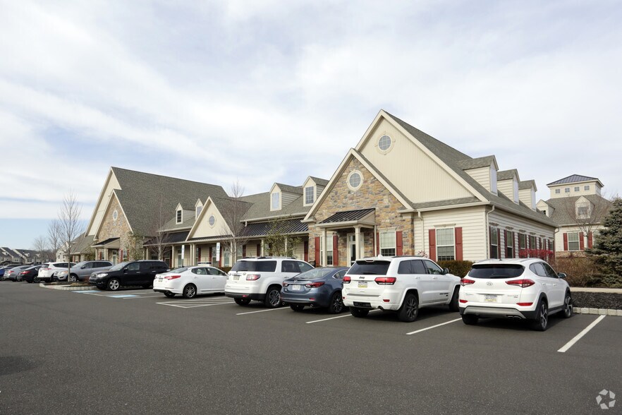 More Photos Of 2325 Heritage Center Dr, Furlong Unknown For Lease