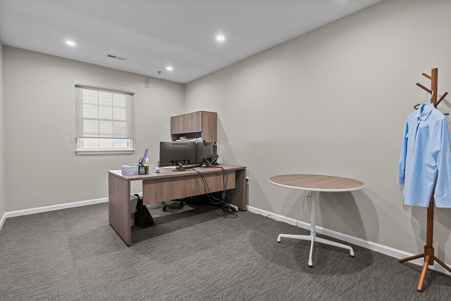 More Photos Of 790 Newtown Yardley Rd, Newtown Medical For Lease