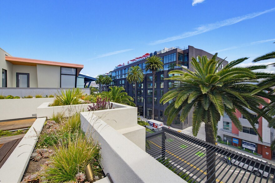 More Photos Of 1540 7th St, Santa Monica Loft Creative Space For Lease