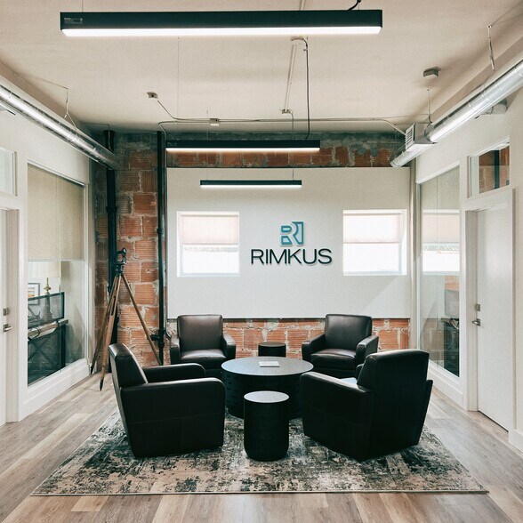 More Photos Of 1900 S Harbor City Blvd, Melbourne Office For Lease