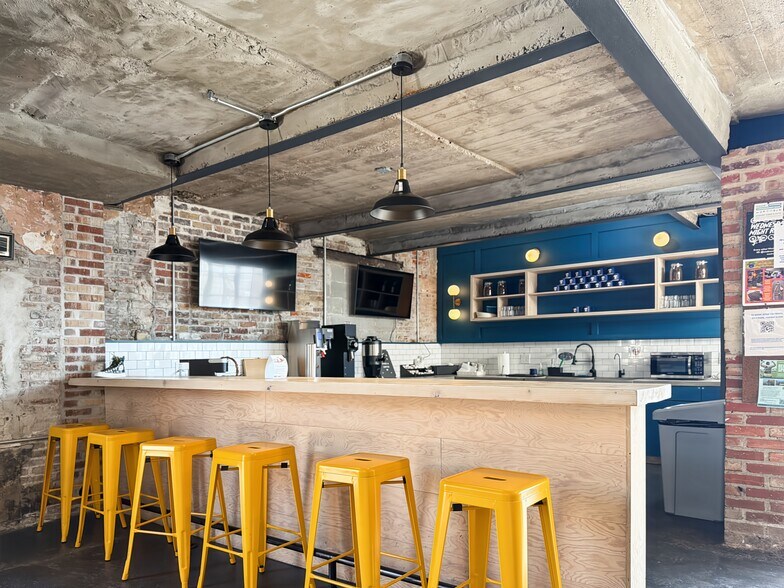 Primary Photo Of 1727 Snyder Ave, Philadelphia Coworking Space