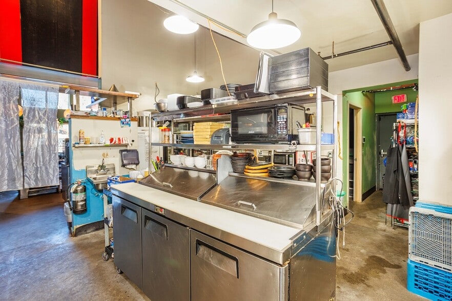 More Photos Of 2220-2236 NE Alberta St, Portland Storefront Retail Residential For Lease