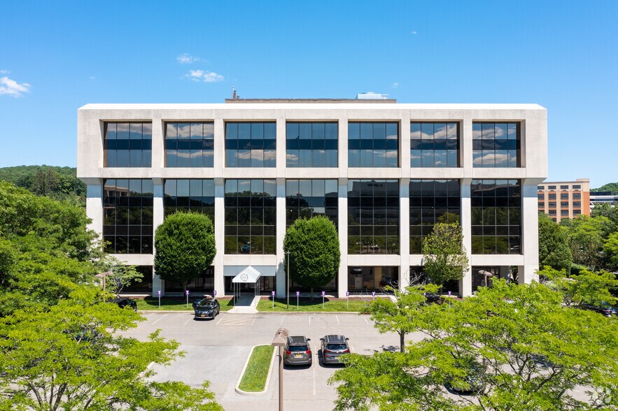 More Photos Of 580 White Plains Rd, Tarrytown Office For Sale