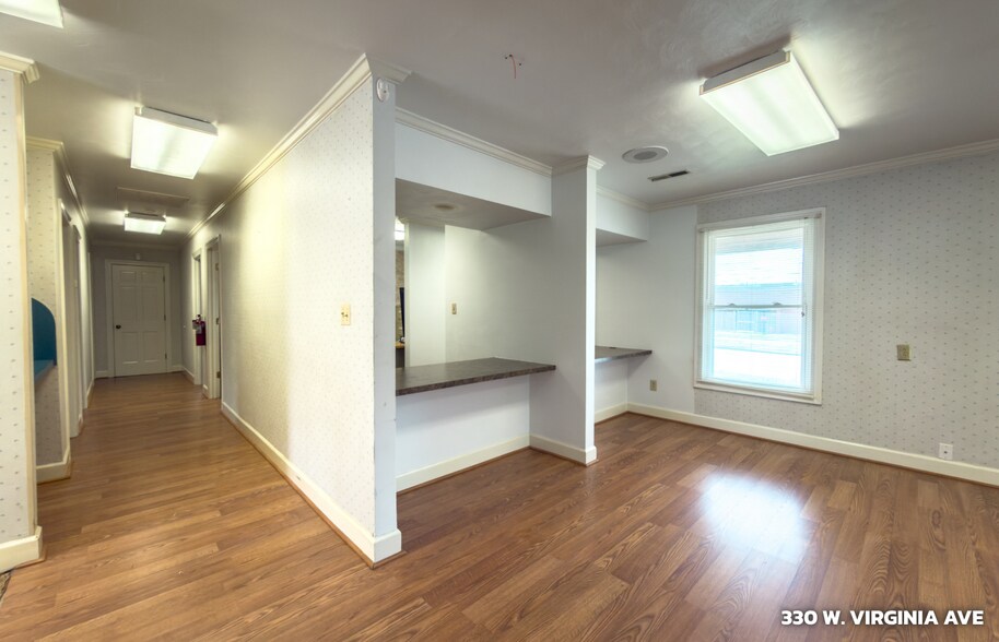 More Photos Of , Vinton General Retail For Sale