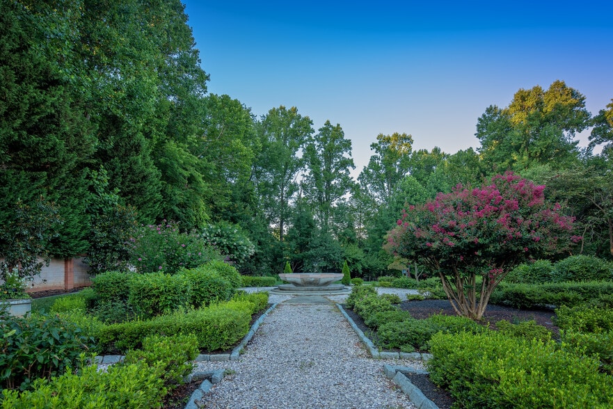 More Photos Of 11326 Leesburg Pike, Herndon Religious Facility For Sale