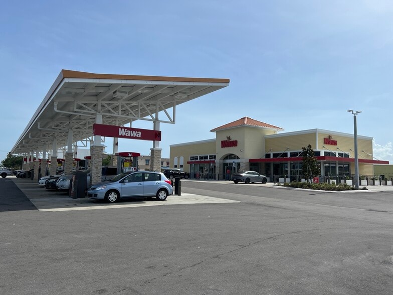 More Photos Of 2009-2111 S US Highway 1, Fort Pierce Unknown For Lease