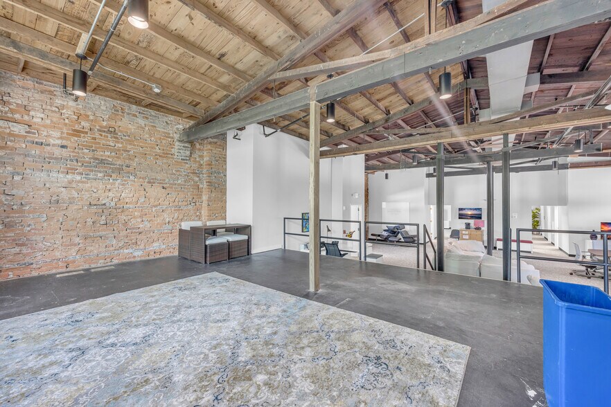 More Photos Of 510-512 Broad St, Rome Office For Lease