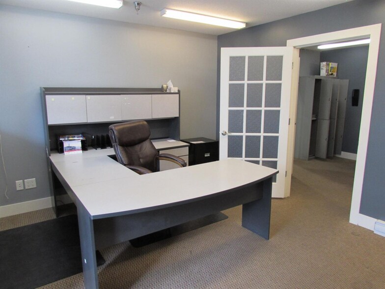 More Photos Of 33415 Maclure Rd, Abbotsford Warehouse For Sale