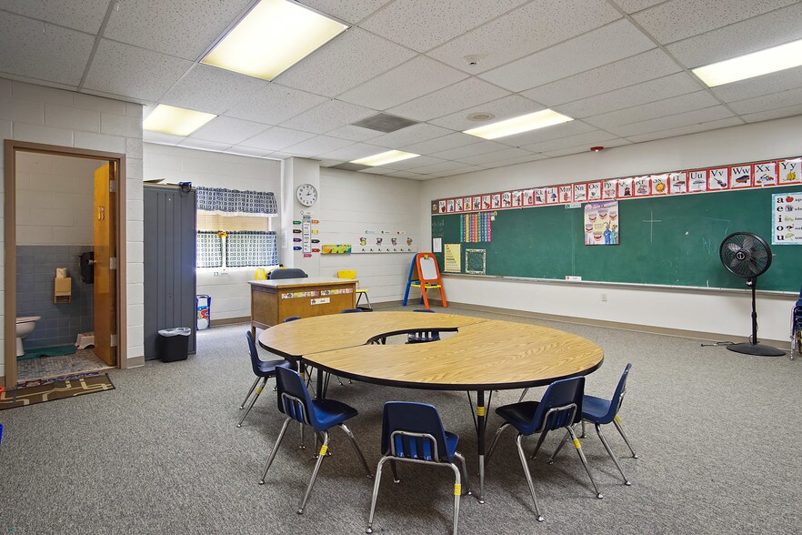 More Photos Of 5900 Reynolds Rd, Morrow Loft Creative Space For Lease