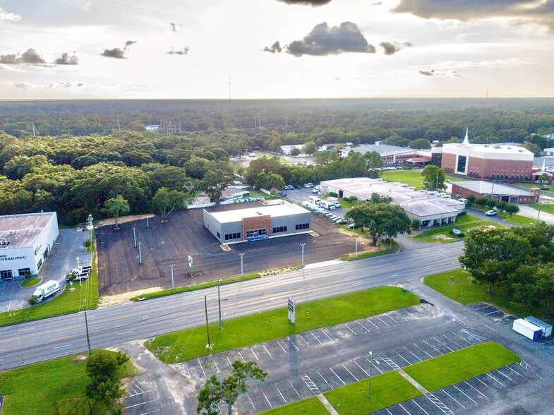 More Photos Of 5901 N W St, Pensacola General Retail For Sale