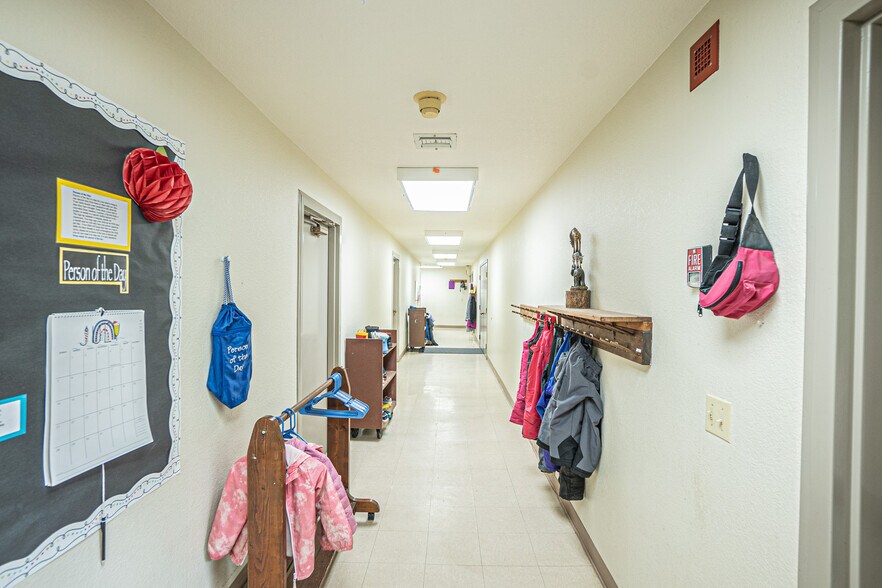 More Photos Of 461 Tyler Ave, Louisville Schools For Lease